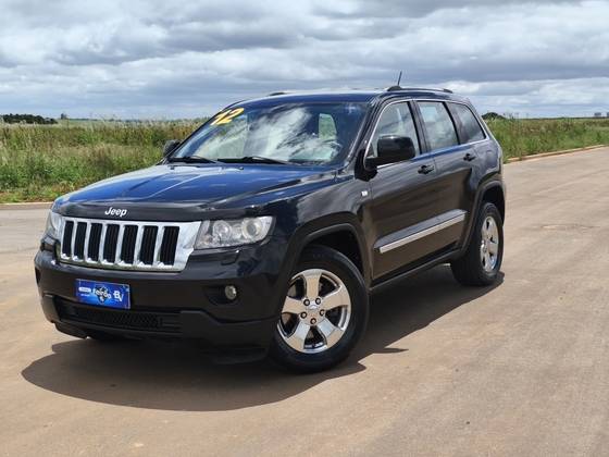 JEEP GRAND CHEROKEE 3.6 LAREDO 4X4 V6 24V GASOLINA 4P AUTOMÁTICO